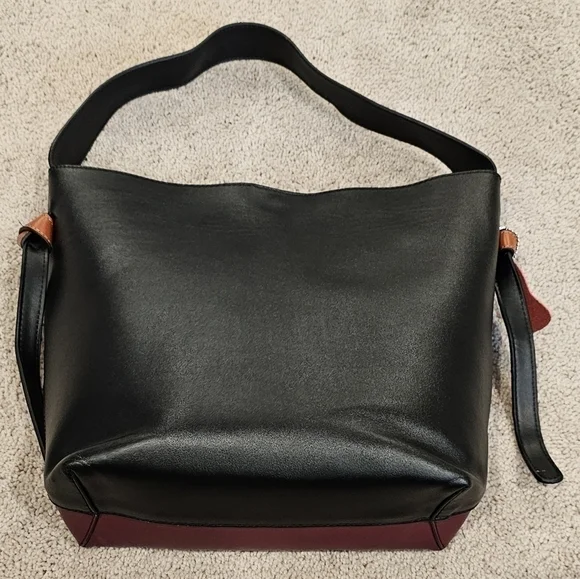 Women's Black and Maroon Leather Bucket Bag - Picture 9 of 11
